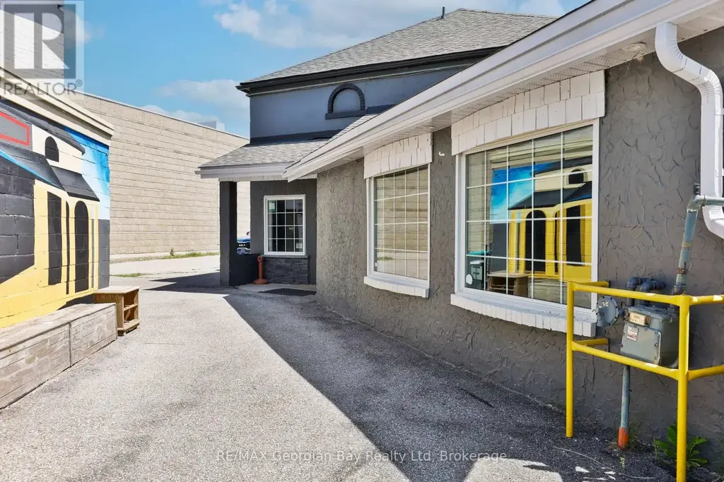 337 King Street, Midland